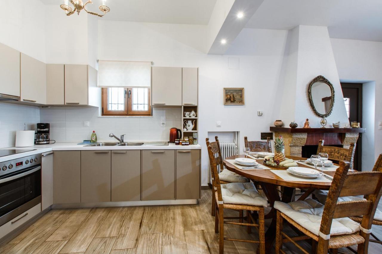 PlatanésEvelinas House Plataniasアパートメント エクステリア 写真